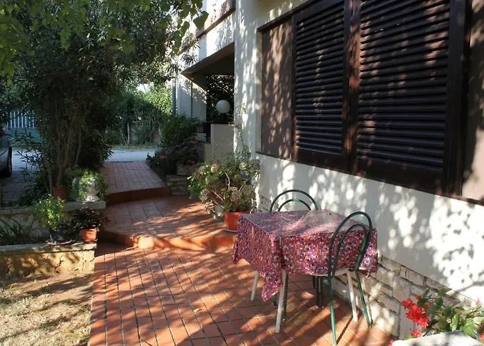 And With Parking Space - 7170 Πανσιόν Ρόβινι