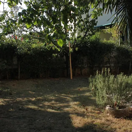 And With Parking Space - 7170 Guest house